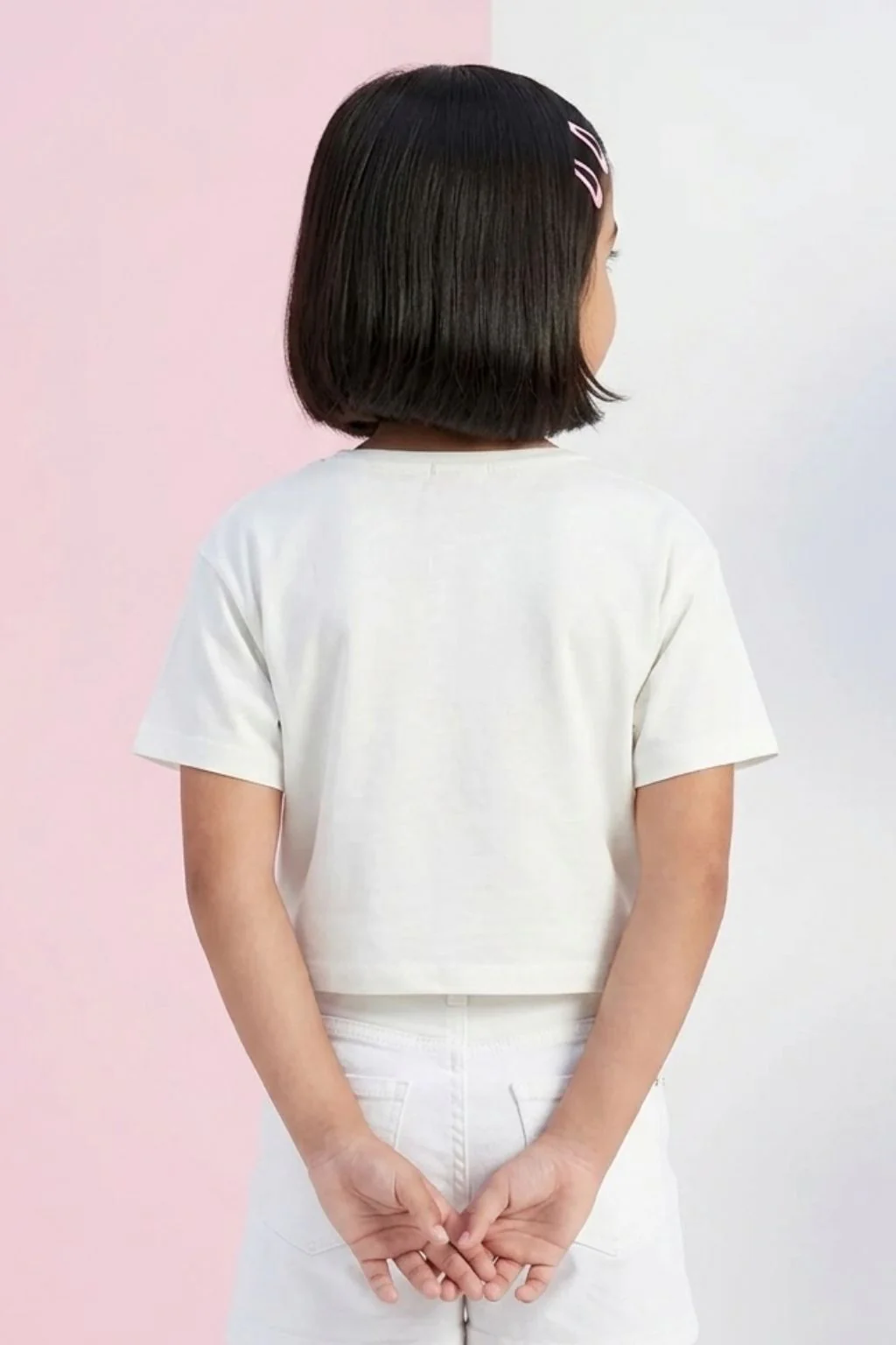 Barbie White Friends Photo Tee BATP2128 - Image 2
