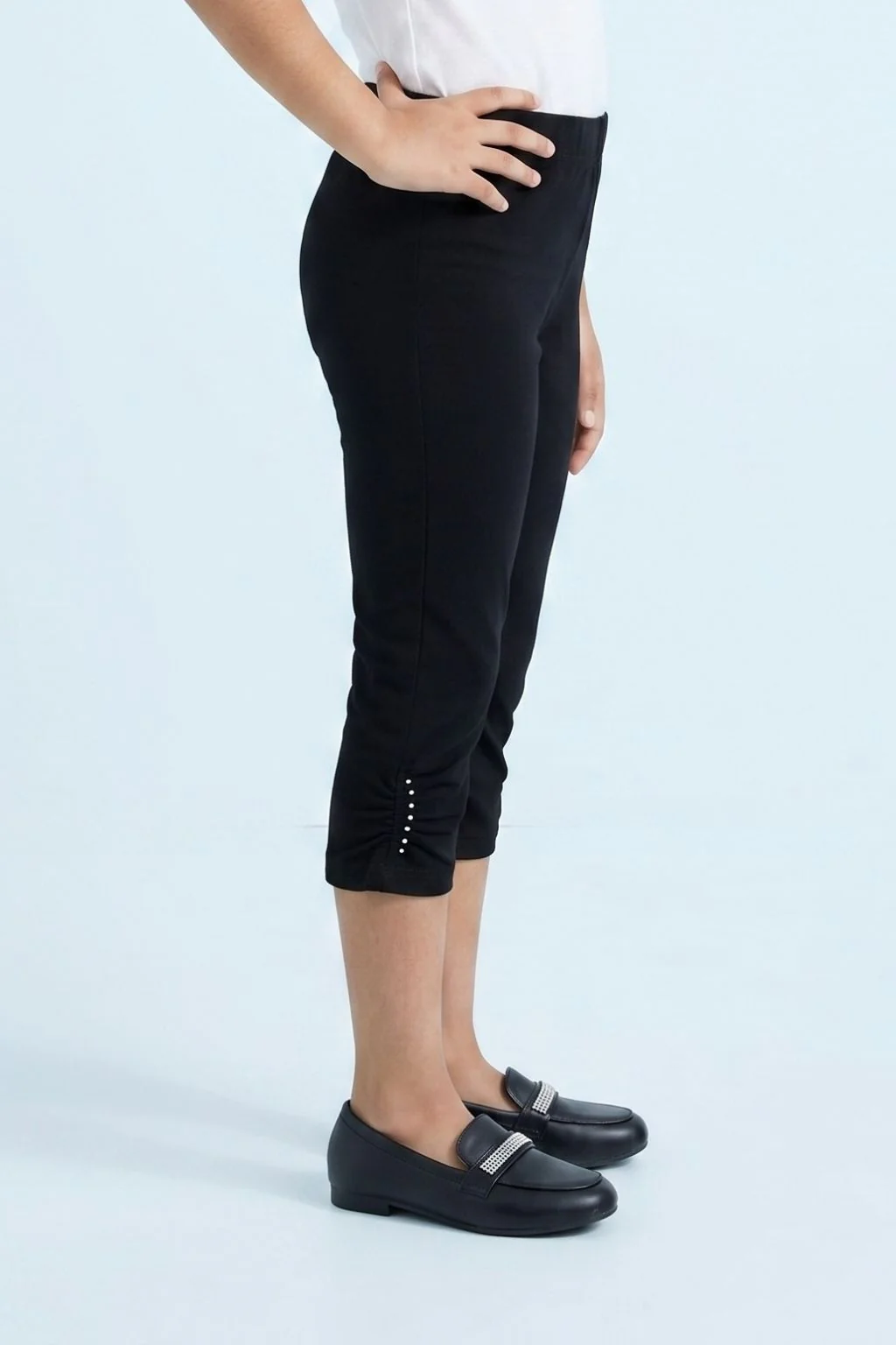 Black Cotton Stretch Capri LG725 - Image 4