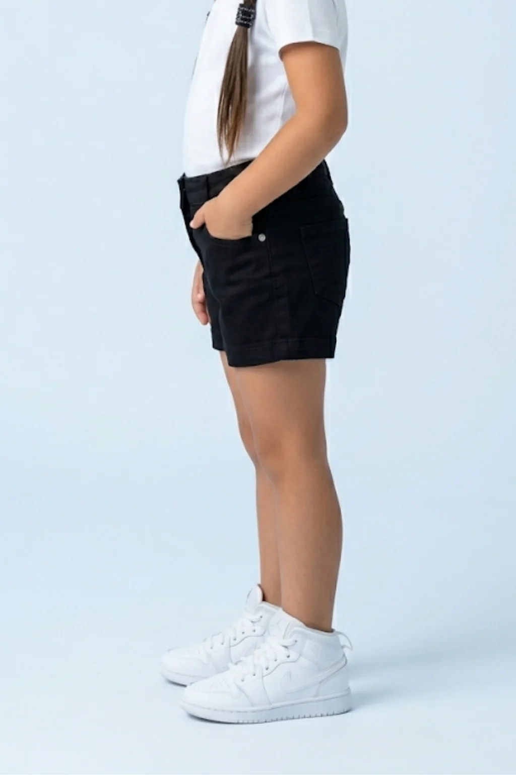 Classic Black Denim Shorts H970 - Image 3