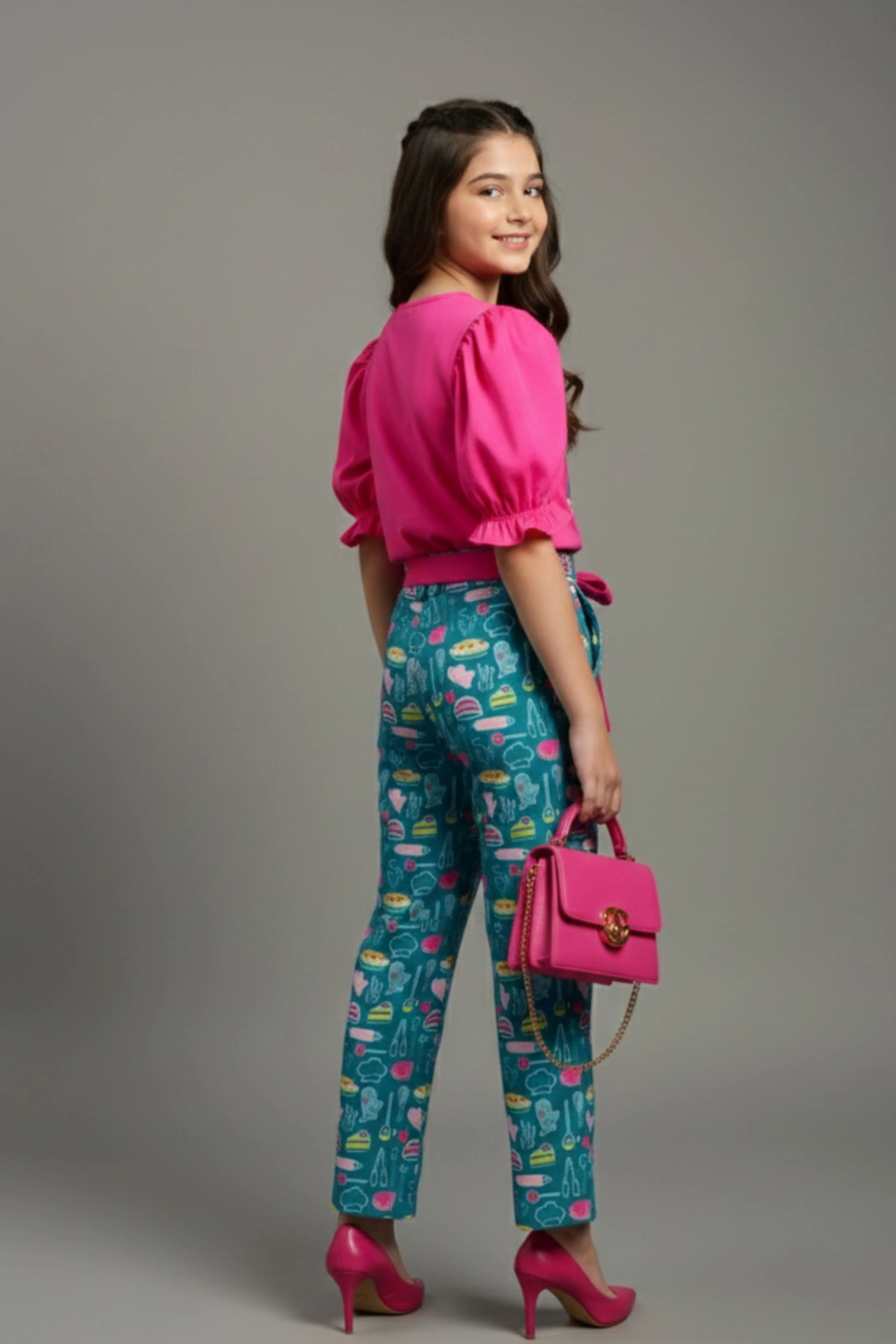 Girls Barbie Graphic Top & Pants Set BASET343 - Image 3