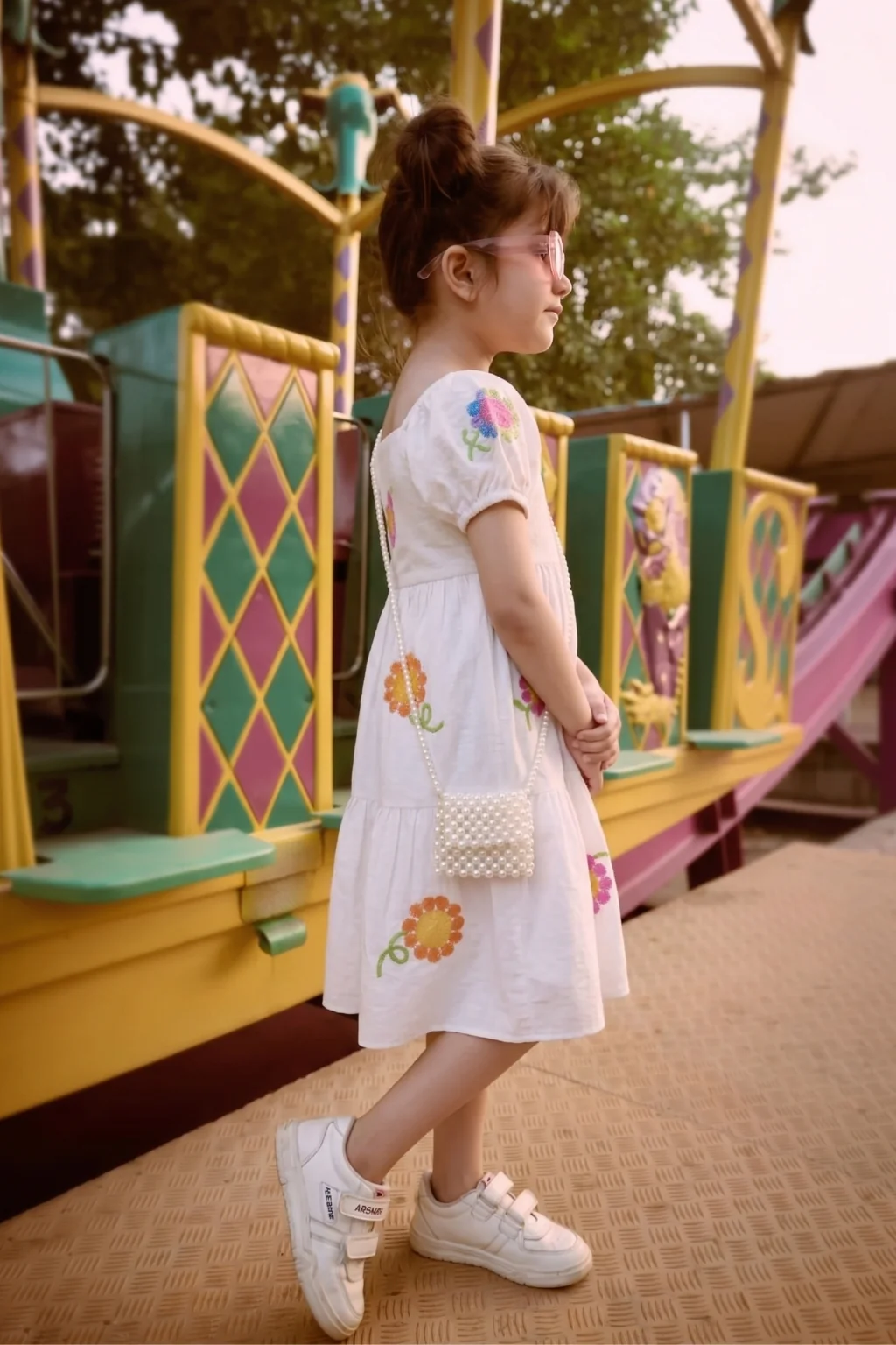 Girls White Flower Embroidered Dress M2446 - Image 4