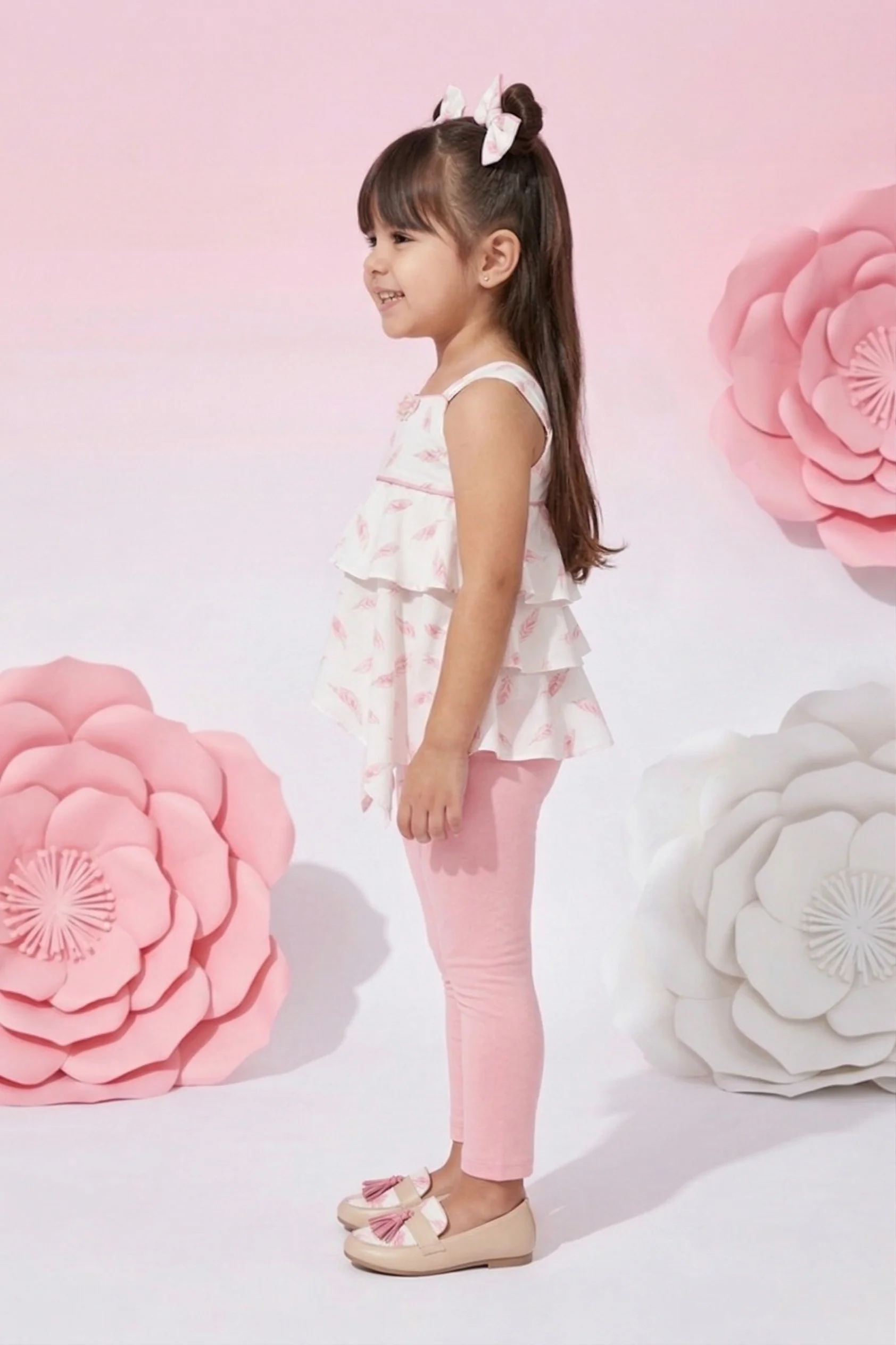 Feather Print Layered Top & Pink Capri Set TSSET40245 - Image 4