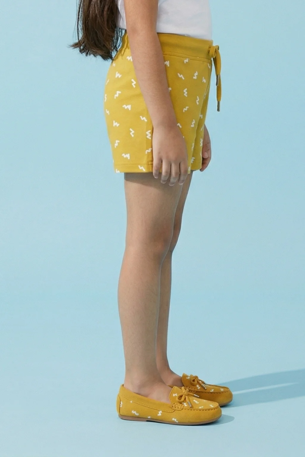 Mustard Leaf Print Shorts H938 - Image 3